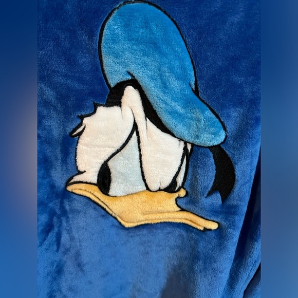 Disney Parks Rare Donald Duck Soft Pullover Crew Neck - Picture 3 of 7